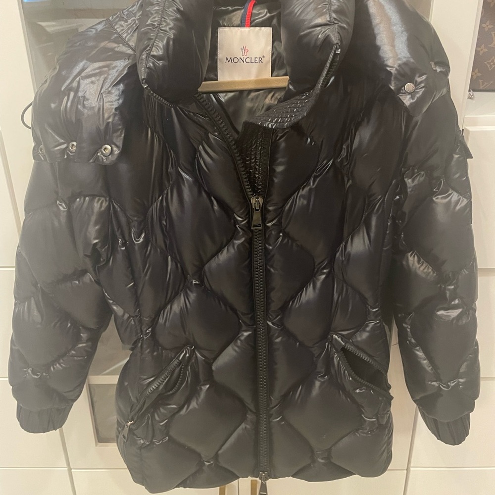 Moncler puffy black jacket size 0